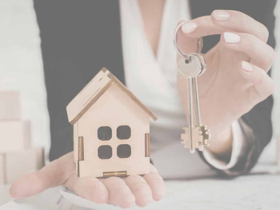 Haus- und Schlüsselübergabe